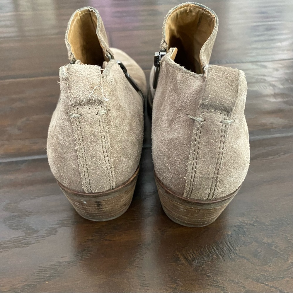 Lucky Brand Women's Tan Ankle Boot Upper Leather Two Zippers Size 8 - Picture 7 of 8